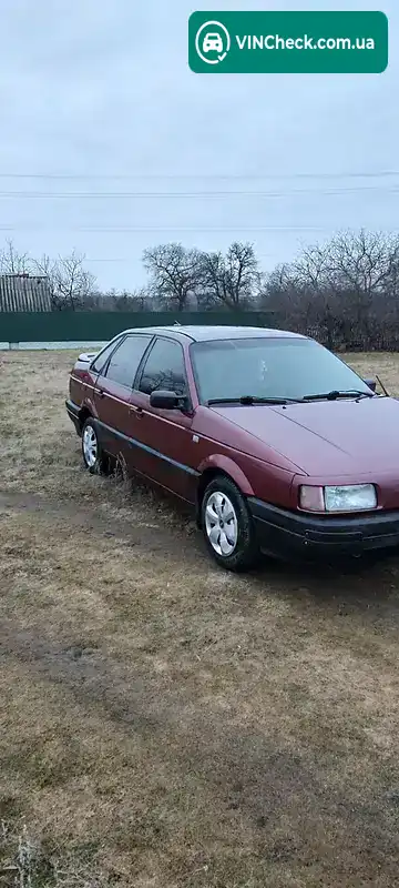 Volkswagen Passat 1988, фото з оголошення 2 з 14, VIN WVWZZZ31ZKE002540