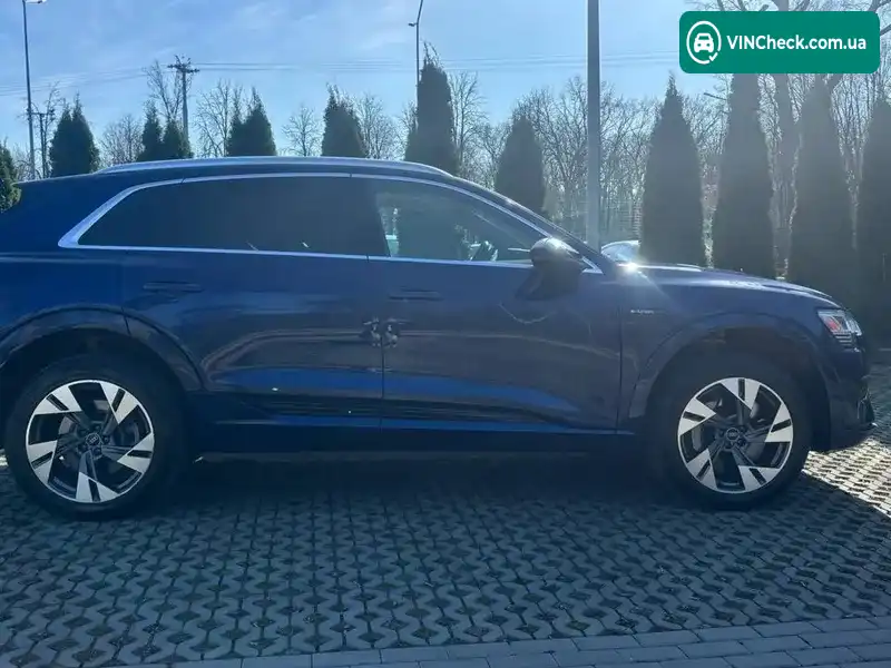 Audi e-tron 2020, фото з оголошення 2 з 12, VIN WA1AAAGE4MB014383