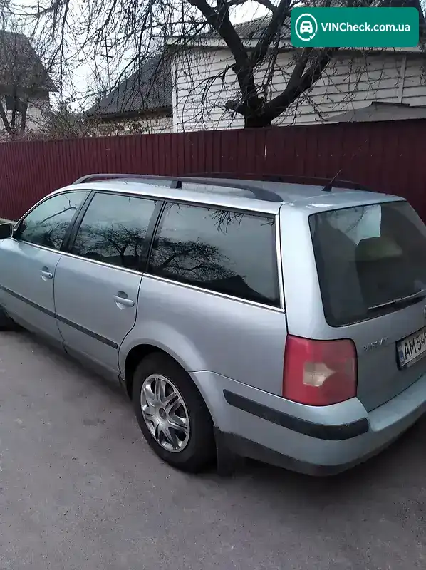 Volkswagen Passat 2001, фото з оголошення 1 з 8, VIN WVWZZZ3BZ2E167408