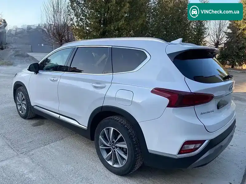 Hyundai Santa FE 2019, фото з оголошення 2 з 9, VIN 5NMS3CAD6LH170239