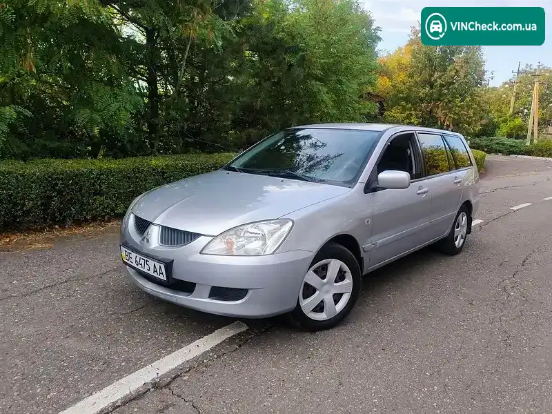 Mitsubishi Lancer 2004, фото з оголошення 1 з 20, VIN JMBLNCS3W5U000637