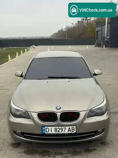 BMW 5 Series 2007, фото з оголошення 1 з 8, VIN WBANU11020CW41046