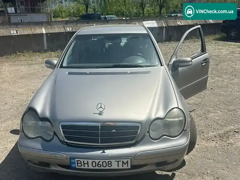 Mercedes-Benz C-Class 2003, фото з оголошення 1 з 10, VIN WDB2030071A580797