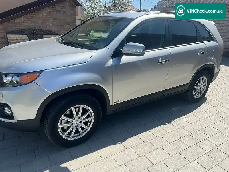 Kia Sorento 2010, фото з оголошення 1 з 20, VIN KNAKU814DB5117525