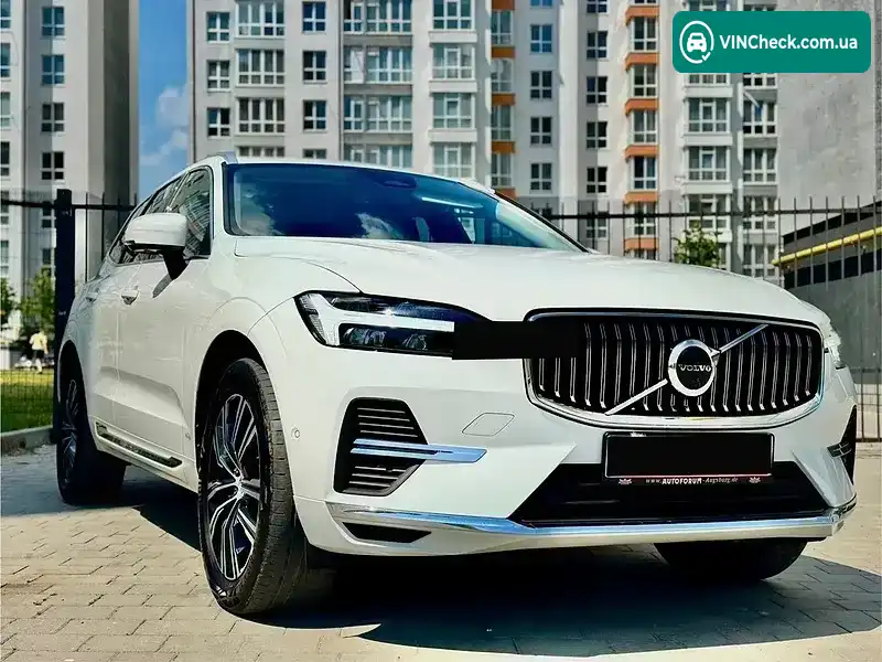 Volvo XC60 2022, фото з оголошення 1 з 21, VIN YV1UZK5VDN1995439