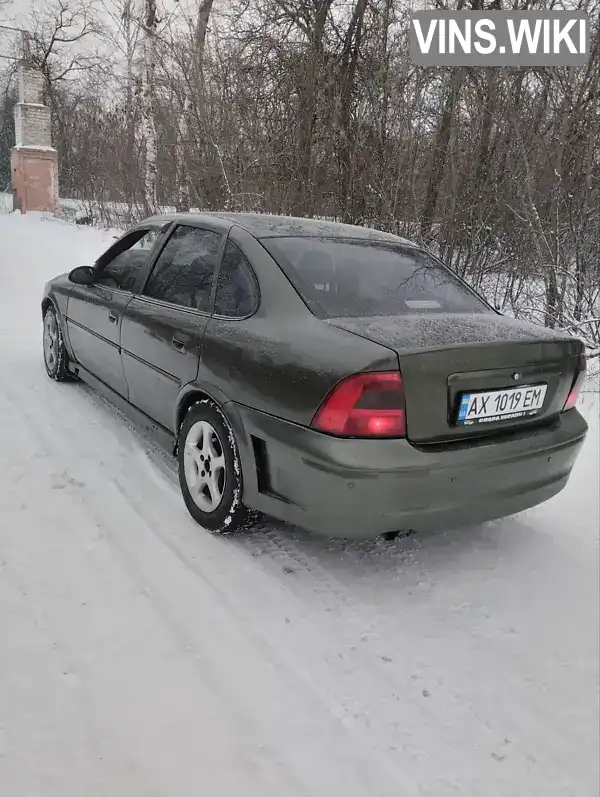 Opel Vectra 1996, фото з оголошення 1 з 13, VIN W0L000036T5200132