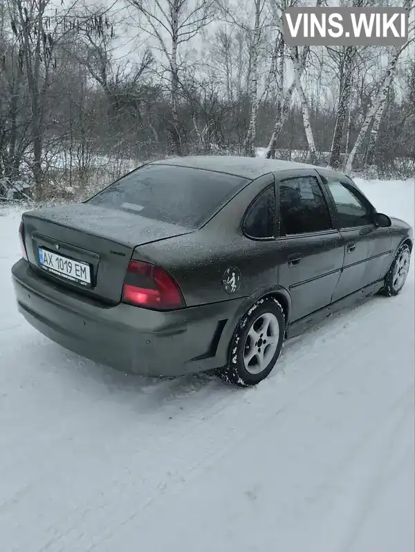 Opel Vectra 1996, фото з оголошення 2 з 13, VIN W0L000036T5200132