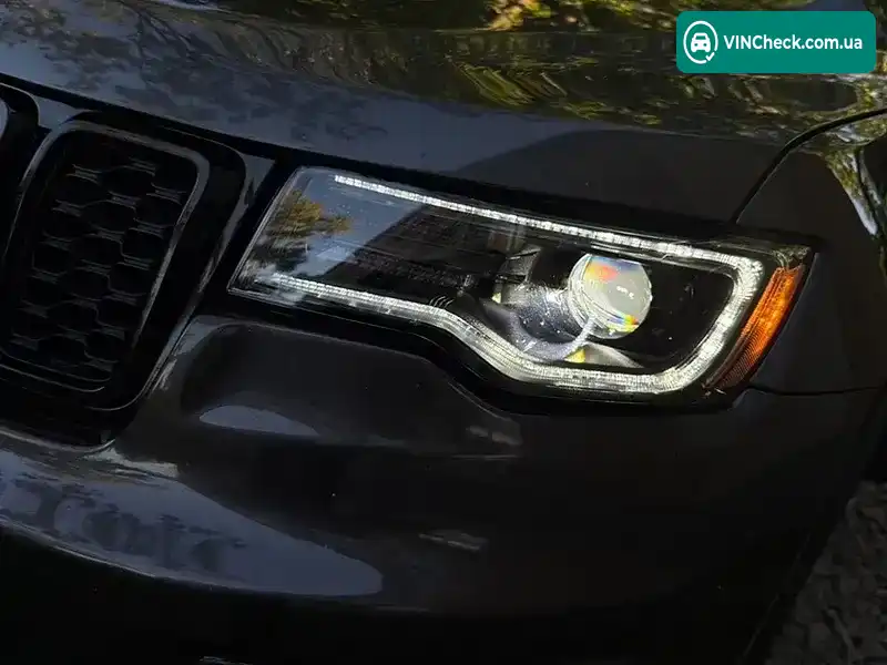 Jeep Grand Cherokee 2018, фото з оголошення 2 з 13, VIN 1C4RJFBG6JC399207