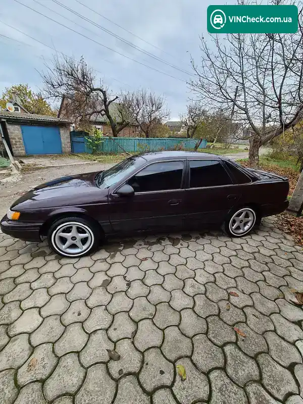 Ford Taurus 1992, фото з оголошення 2 з 19, VIN 1FACP52U1NG278576