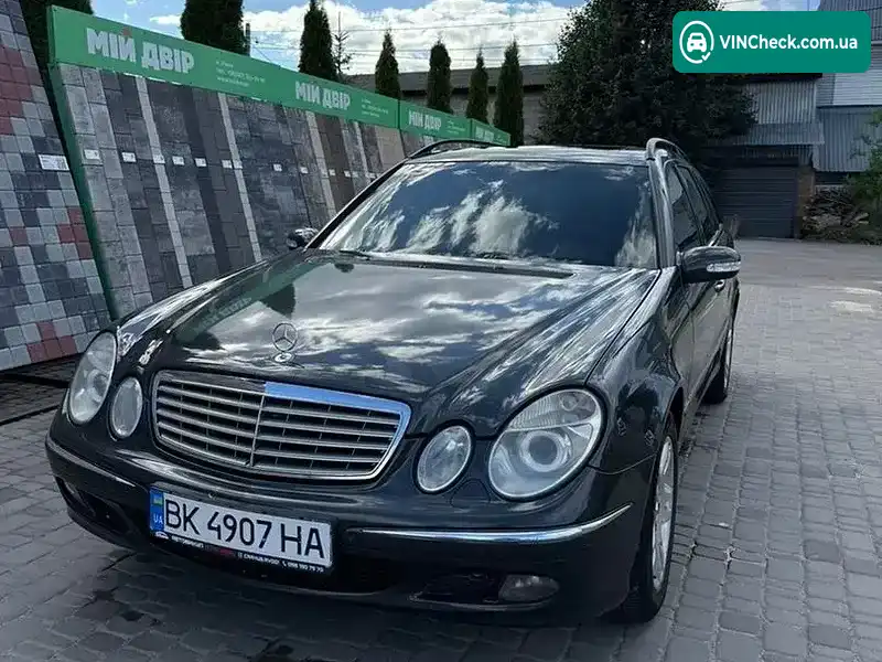 Mercedes-Benz E-Class 2004, фото з оголошення 1 з 10, VIN WDB2112161A604084