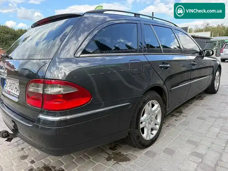 Mercedes-Benz E-Class 2004, фото з оголошення 2 з 10, VIN WDB2112161A604084