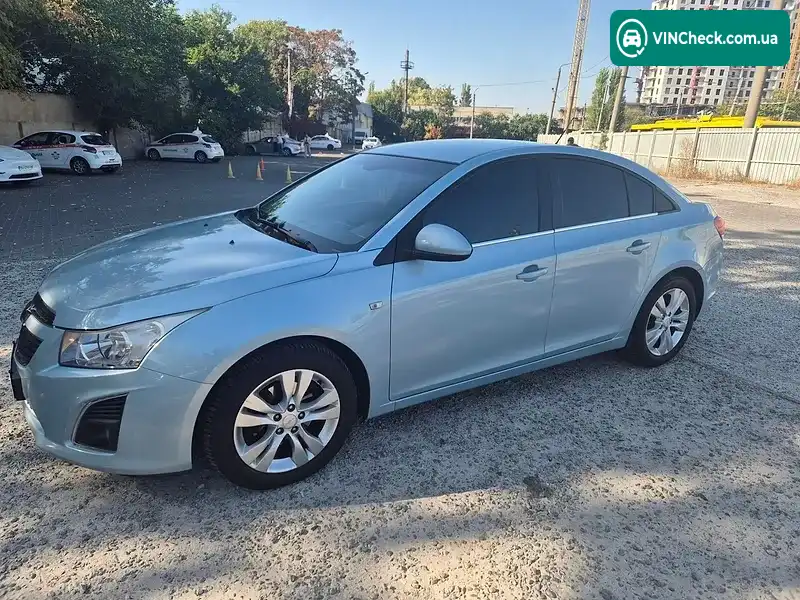 Chevrolet Cruze 2012, фото з оголошення 2 з 15, VIN KL1JA69Y9DK009049