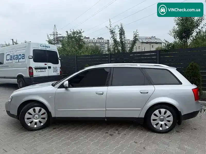 Audi A4 2001, фото з оголошення 2 з 12, VIN WAUZZZ8E82A194921