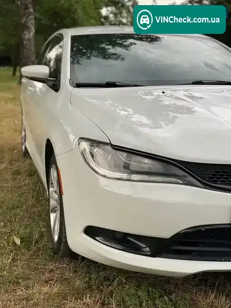 Chrysler 200 2015, фото з оголошення 1 з 21, VIN 1C3CCCBB3FN747533