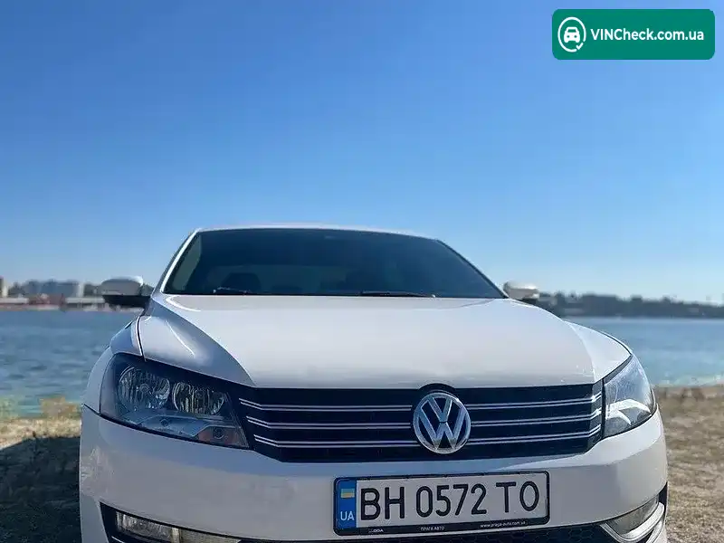 Volkswagen Passat 2014, фото з оголошення 2 з 20, VIN 1VWAT7A3XEC105161
