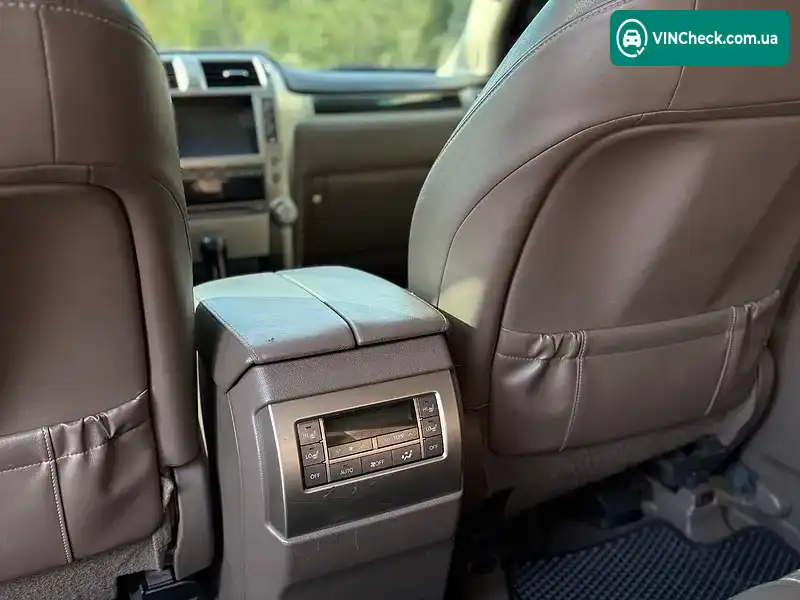 Lexus GX 2010, фото з оголошення 2 з 20, VIN JTJBM7FX6B5019701