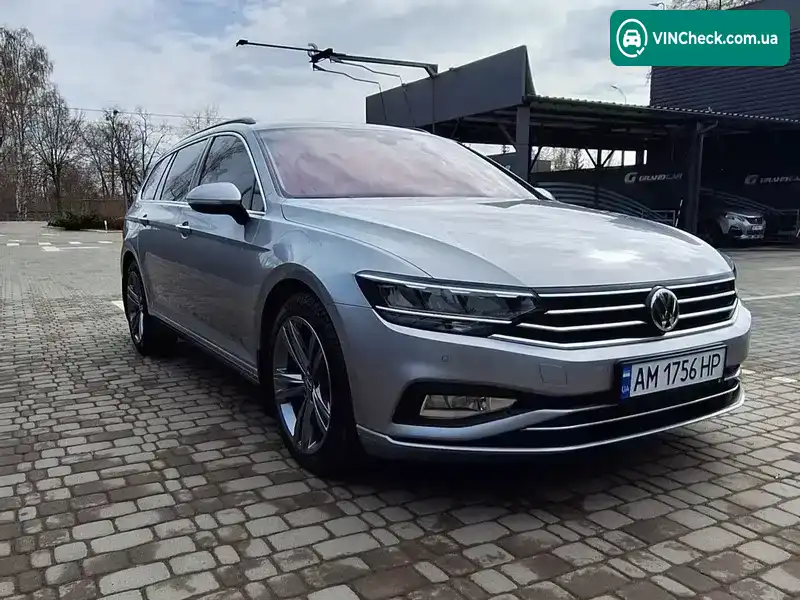 Volkswagen Passat 2020, фото з оголошення 2 з 21, VIN WVWZZZ3CZLE068479