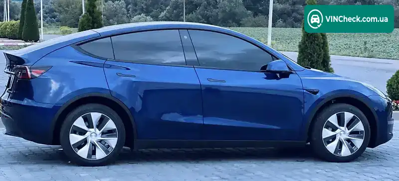 Tesla Model Y 2023, фото з оголошення 1 з 20, VIN 7SAYGDEE9PF706165