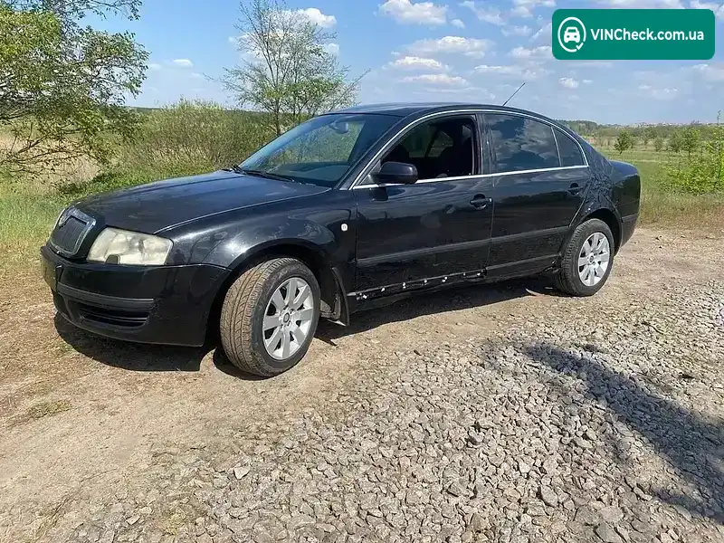 Skoda Superb 2005, фото з оголошення 1 з 13, VIN TMBCL23UX5B044775