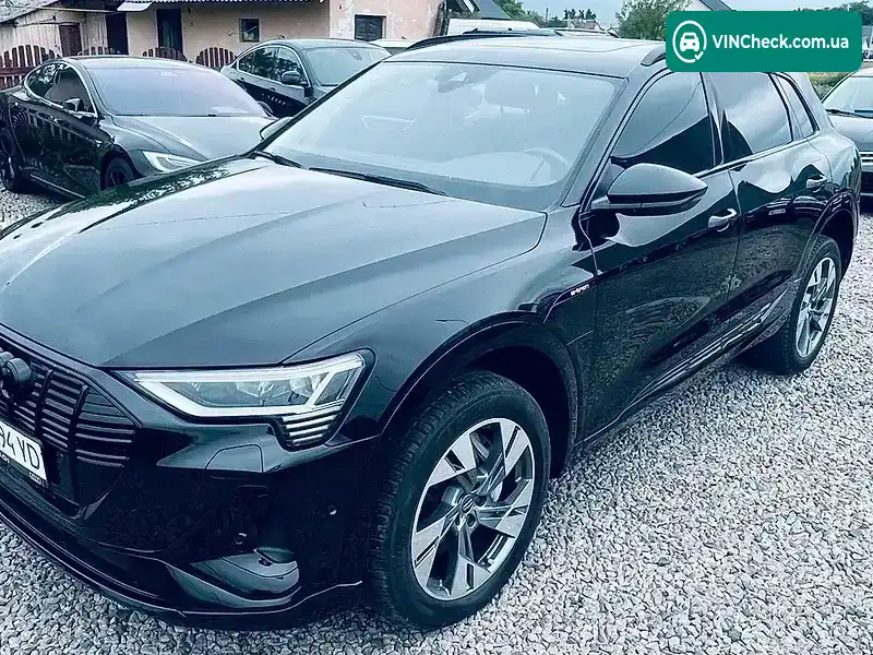 Audi e-tron 2019, фото з оголошення 2 з 21, VIN WAUZZZGEXLB015758