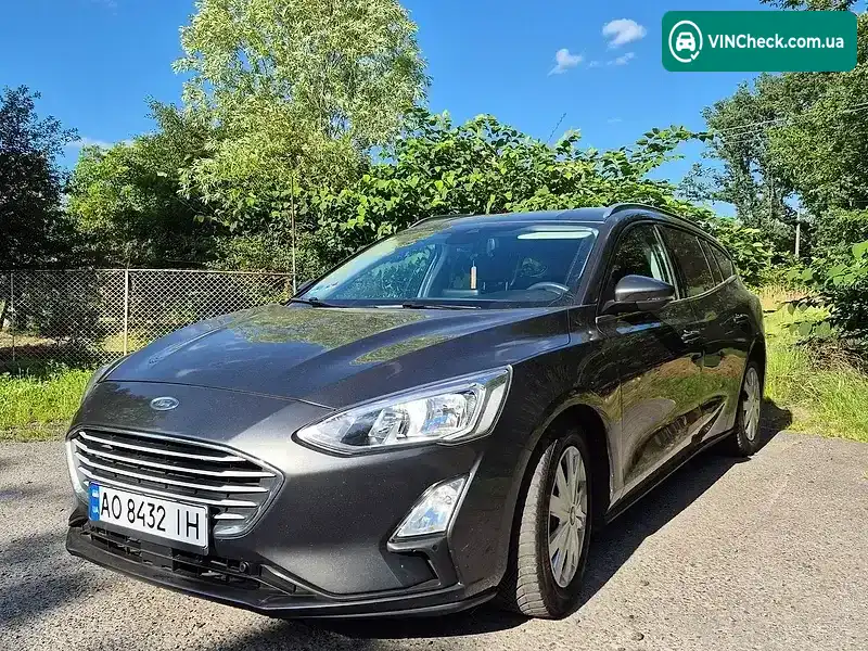 Ford Focus 2018, фото з оголошення 2 з 20, VIN WF0PXXGCHPJB50477