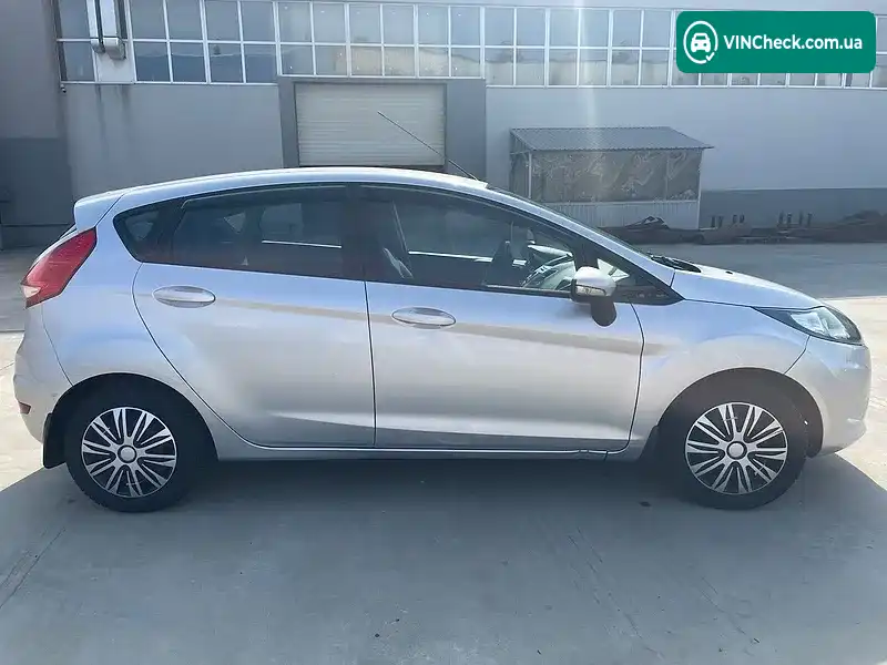 Ford Fiesta 2012, фото з оголошення 2 з 12, VIN WF0JXXGAJJCR76784