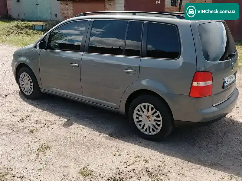 Volkswagen Touran 2005, фото з оголошення 2 з 8, VIN WVGZZZ1TZ6W054438
