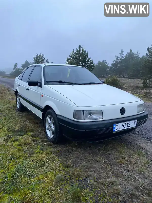Volkswagen Passat 1992, фото з оголошення 2 з 9, VIN WVWZZZ31ZNE134605