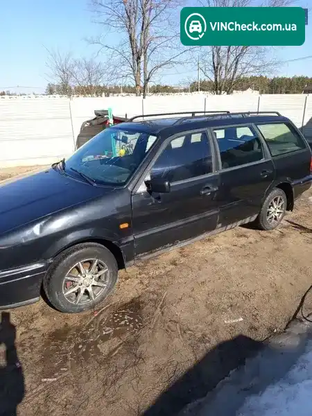 Volkswagen Passat 1994, фото з оголошення 2 з 9, VIN WVWZZZ3AZSE030714