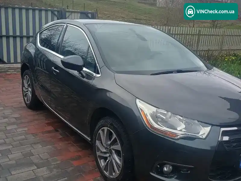 Citroen DS4 2014, фото з оголошення 2 з 11, VIN VF7NX5FMAEY546081