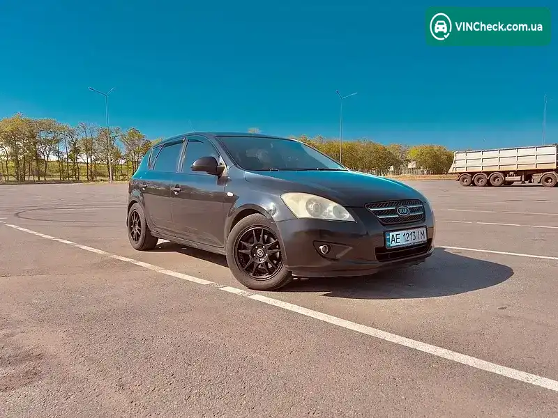 Kia Ceed 2008, фото з оголошення 1 з 21, VIN Y6LFF24428L003689