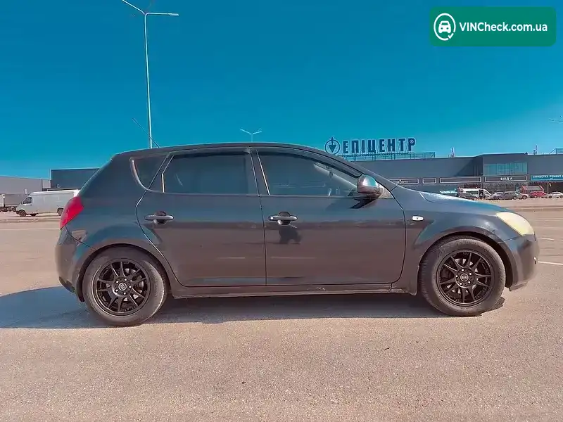 Kia Ceed 2008, фото з оголошення 2 з 21, VIN Y6LFF24428L003689