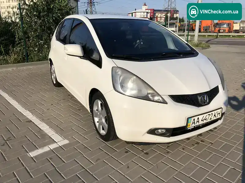 Honda Jazz 2010, фото з оголошення 2 з 20, VIN LUCGG3860B3202518
