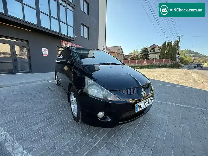 Mitsubishi Grandis 2006, фото з оголошення 2 з 21, VIN JMBLRNA4W6Z001596