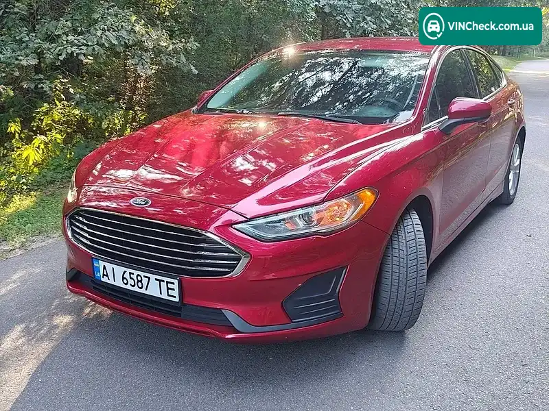 Ford Fusion 2019, фото з оголошення 2 з 12, VIN 3FA6P0LU5LR104742