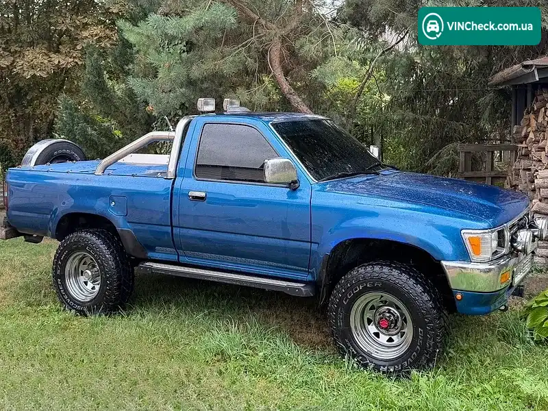 Toyota Hilux 1993, фото з оголошення 1 з 9, VIN 4TARN01P8RZ170616