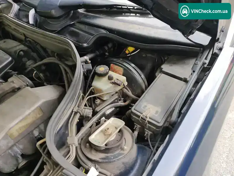 Mercedes-Benz E-Class 1995, фото з оголошення 2 з 18, VIN WDB1240221J055739