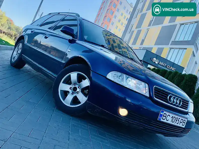 Audi A4 1999, фото з оголошення 2 з 15, VIN WAUZZZ8DZXA211119