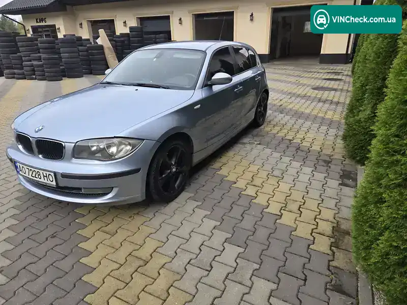 BMW 1 Series 2009, фото з оголошення 2 з 16, VIN WBAUD71040P311822
