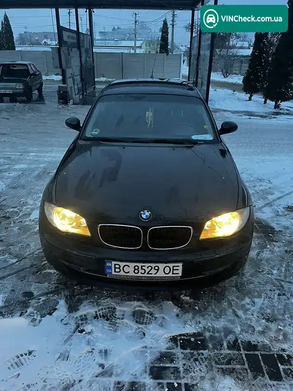 BMW 1 Series 2009, фото з оголошення 1 з 13, VIN WBAUK31070VM30555