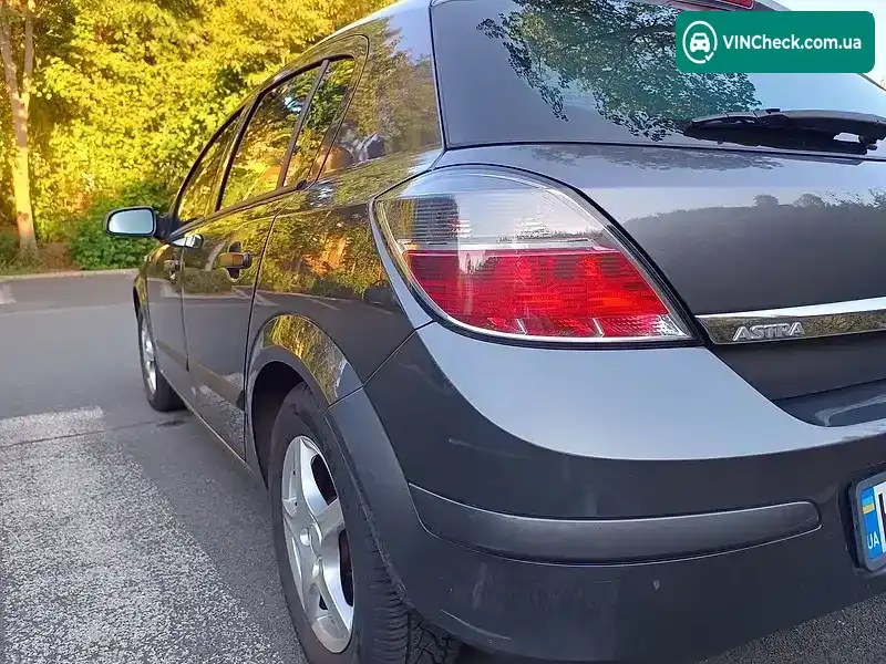 Opel Astra 2009, фото з оголошення 2 з 20, VIN W0L0AHL4892090492