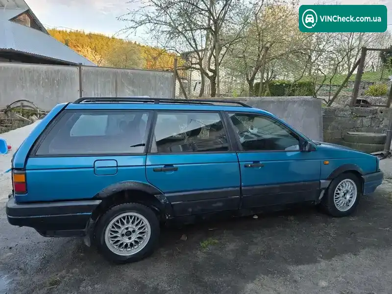 Volkswagen Passat 1993, фото з оголошення 2 з 20, VIN WVWZZZ31ZPE113134