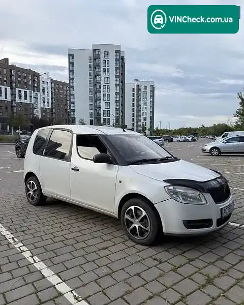 Skoda Roomster 2009, фото з оголошення 1 з 8, VIN TMBLH65J1A5015413