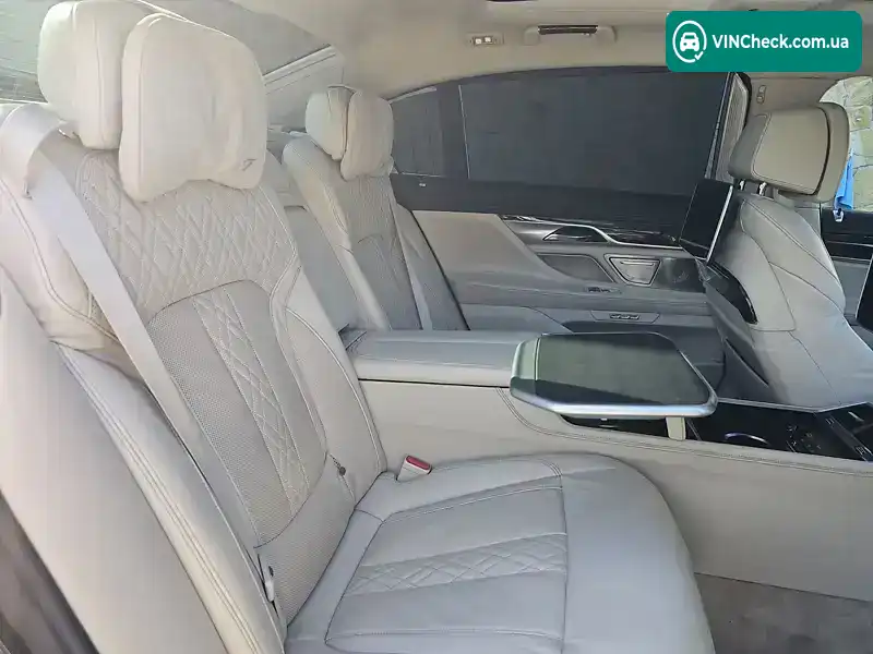 BMW 7 Series 2015, фото з оголошення 2 з 20, VIN WBA7G61060G509056