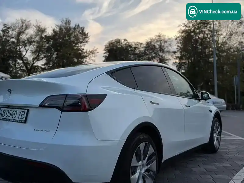 Tesla Model Y 2022, фото з оголошення 2 з 20, VIN 7SAYGDEE7NA014822