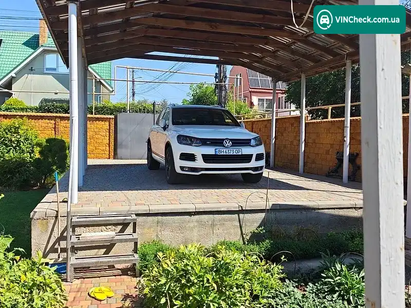 Volkswagen Touareg 2014, фото з оголошення 2 з 20, VIN WVGDF9BPXED014384