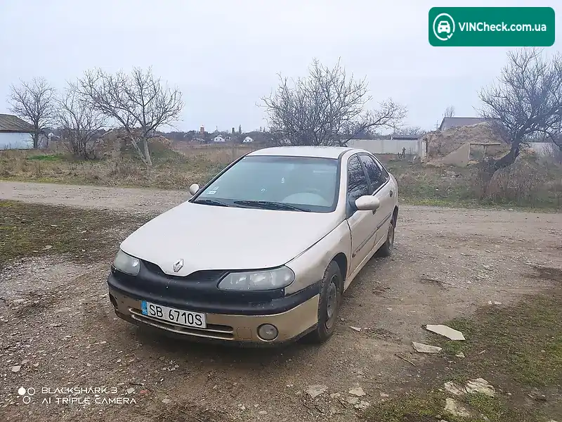 Renault Laguna 2000, фото з оголошення 1 з 6, VIN VF1B56G0522393983