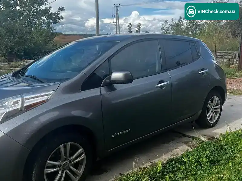 Nissan Leaf 2014, фото з оголошення 1 з 4, VIN 1N4AZ0CP4FC313469