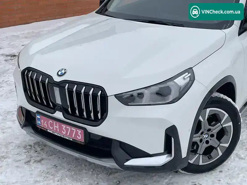 BMW X1 2024, фото з оголошення 2 з 21, VIN WBA11EG03R5Y32417