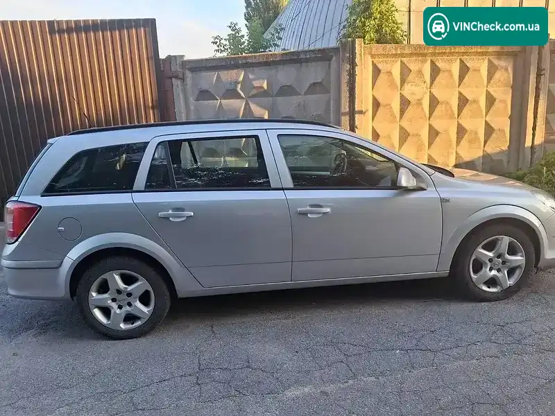 Opel Astra 2009, фото з оголошення 1 з 19, VIN W0L0AHL35A2014801